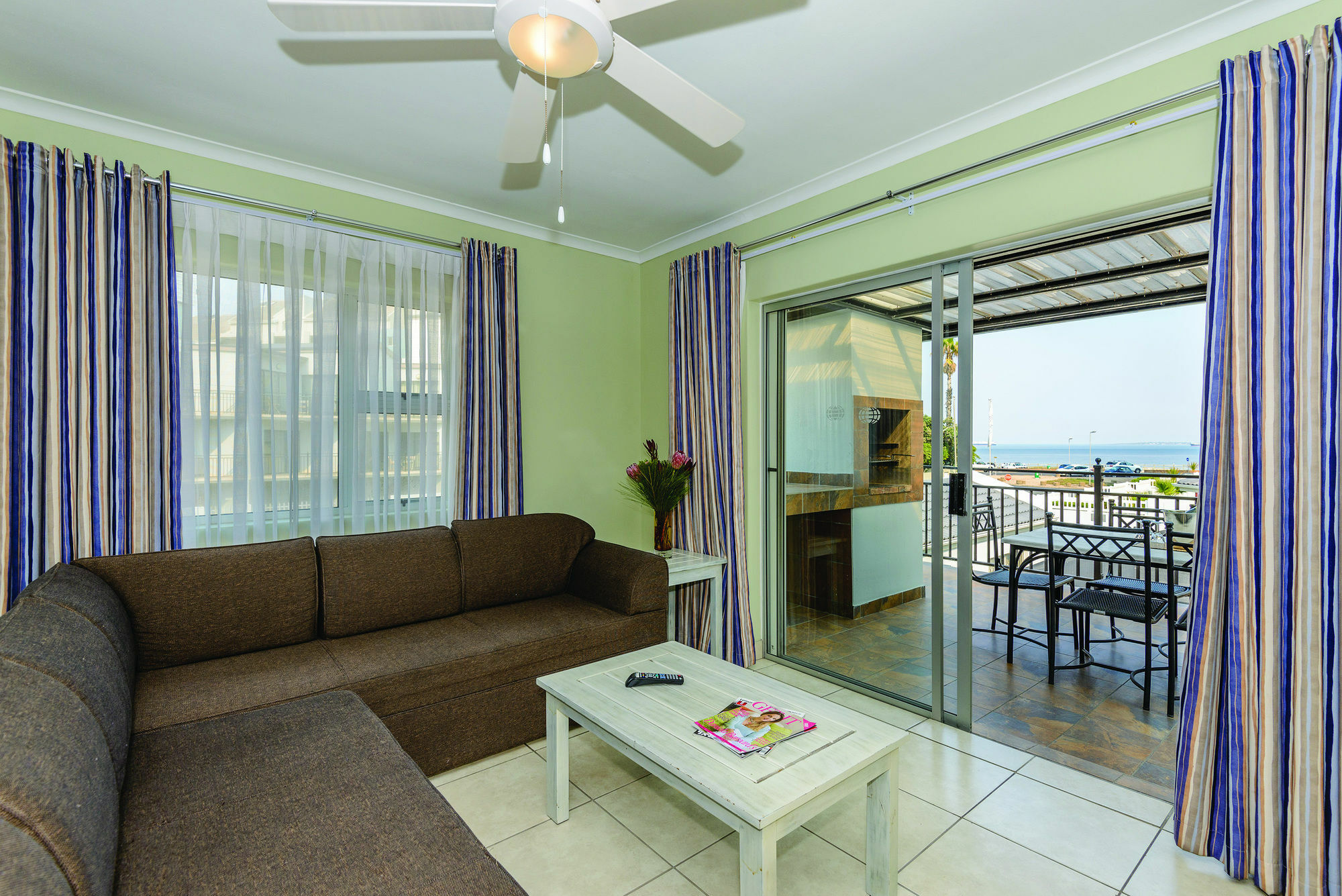 เทเบิล วิว วิลลาส์ Apartment โบลแบร์กสตรานด์ ภายนอก รูปภาพ
